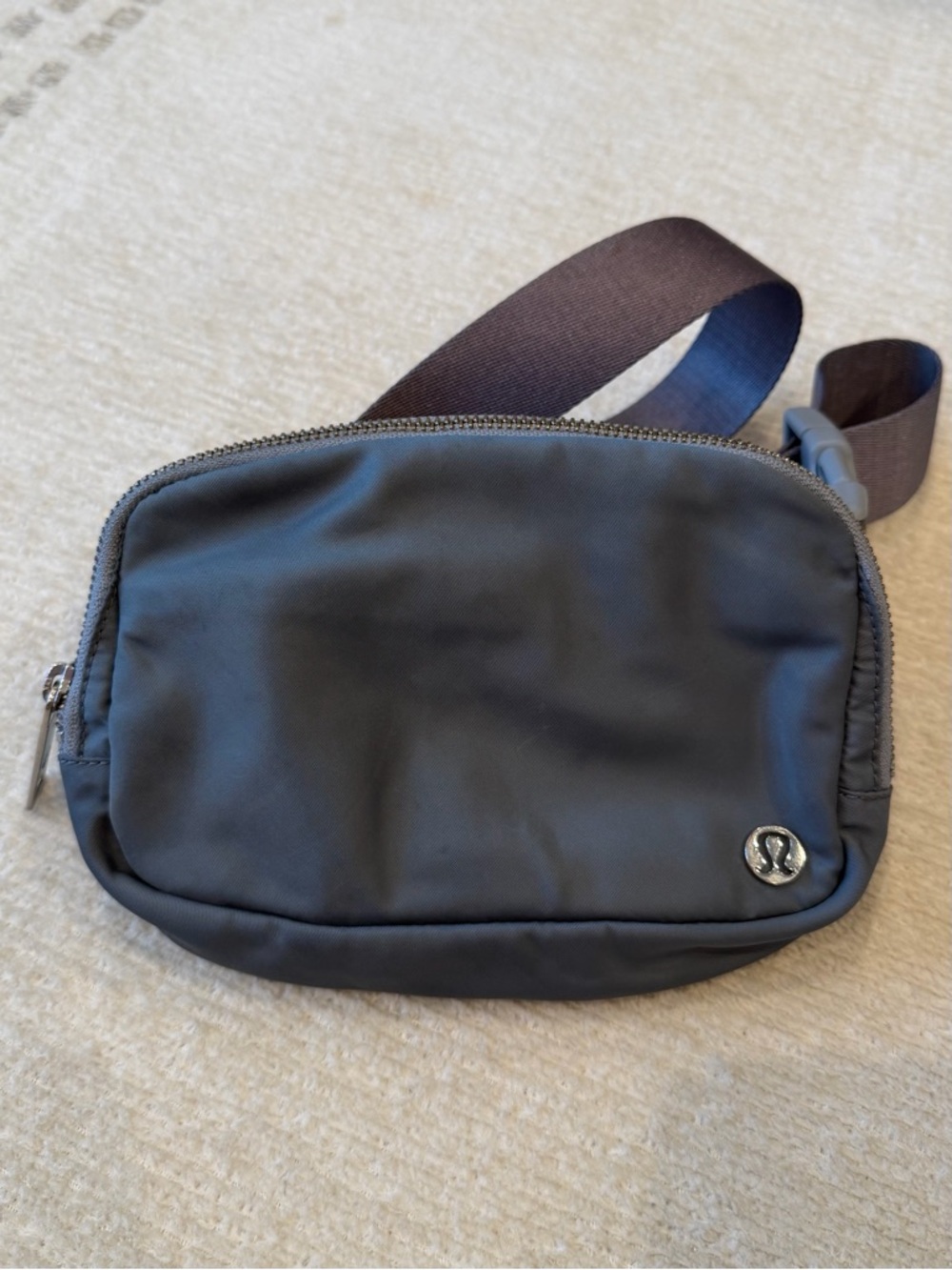 lululemon athletica Everywhere Belt Bag
